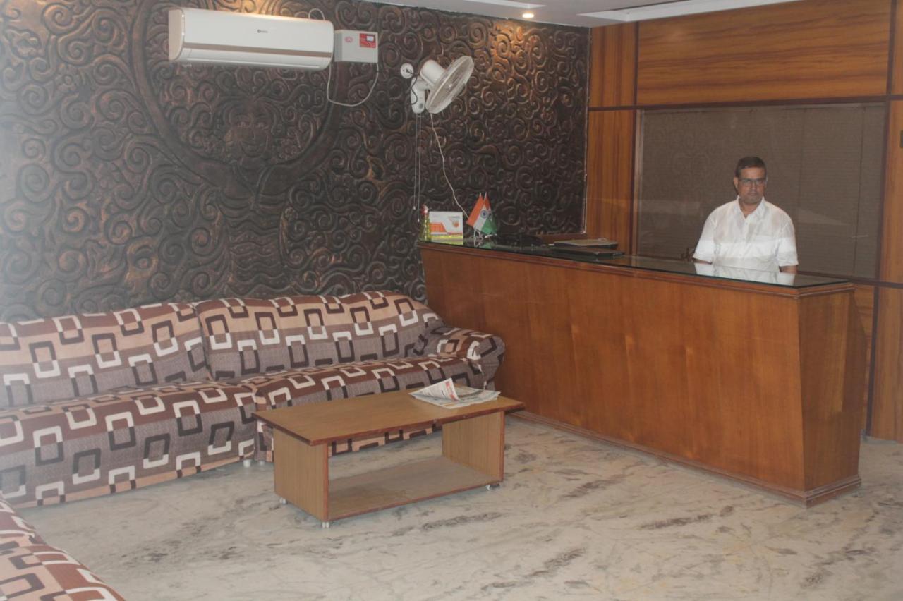 Hotel Haifa Varanasi Luaran gambar