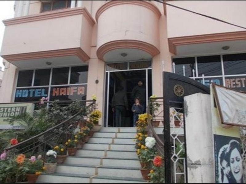 Hotel Haifa Varanasi Luaran gambar